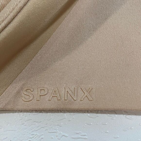 SPANX by Sara Blakely Pillow Cup Full Coverage Bra Nude Size 38C - Picture 8 of 8